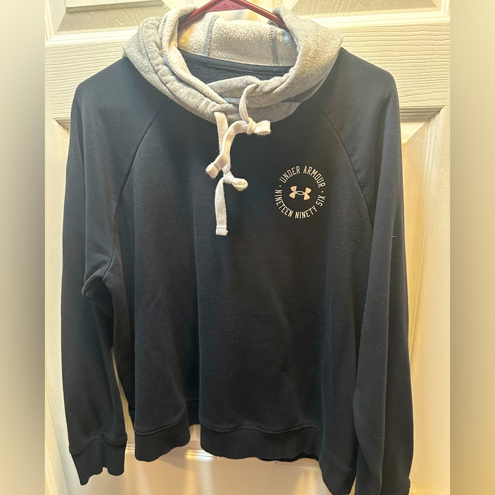 Men’s Under Armor Hoodie XL